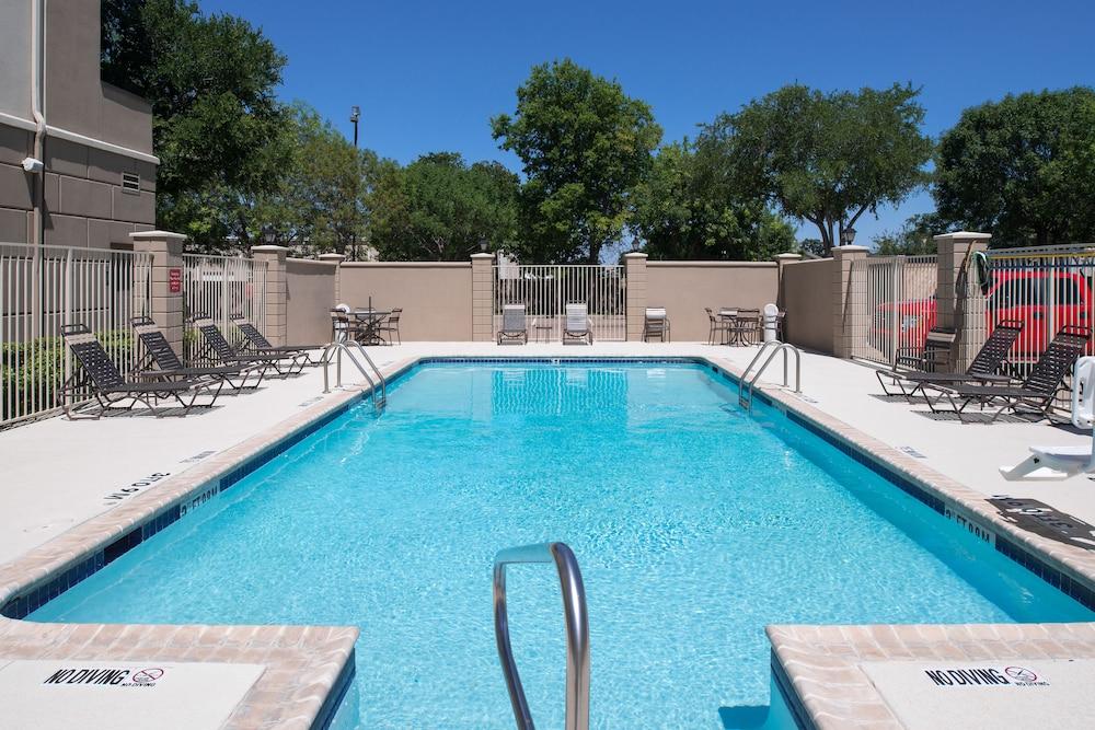Hyatt Place Dallas/North Arlington/Grand Prairie 외부 사진